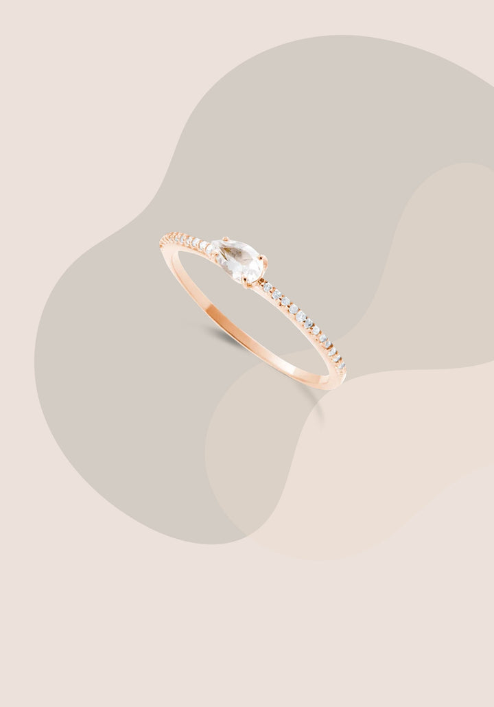 ENGAGEMENT RINGS